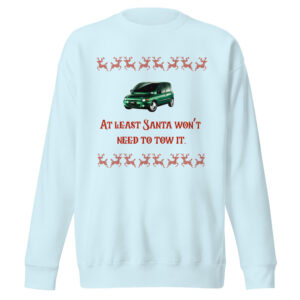 Helesinine kole jõulu kampsun rohelise Multipla pildiga ja naljaga “At least Santa won’t need to tow it”, pluss punased pikslilised põhjapõdrad ekstra koleduspunktideks