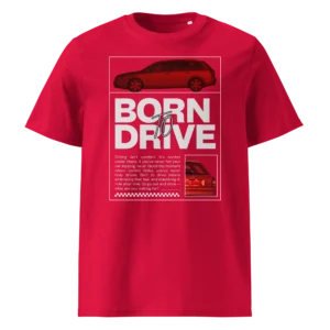 Punane T-särk Born To Drive kujundusega, millel on filtriga töödeldud Audi A4 Avant külgvaade ja väike tagantvaate pilt