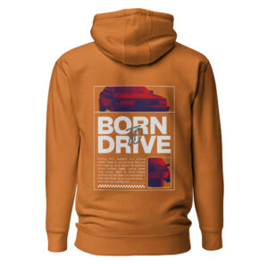 Pruunikas Born To Drive kapuutsiga pusa selg Audi 200 Quattro graafikaga, Born To Drive teksti ja motiveerivate lausetega, mis on ka tootekirjelduses välja toodud. Allpool paremal veel Audi 200 tagaosast pilt.