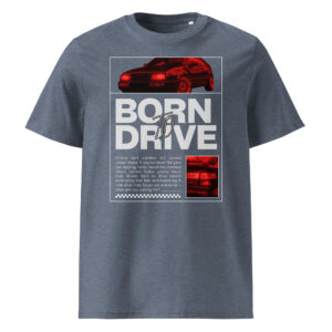 HAllikas sinine Born To Drive t-särgi disain punase filtriga VW Corrado II generatsioonist (1995), ülaosas esiosa ja külgvaade, all suur tekst “Born To Drive” ning kõrval detailipilt Corrado ikoonilisest tagaosast.